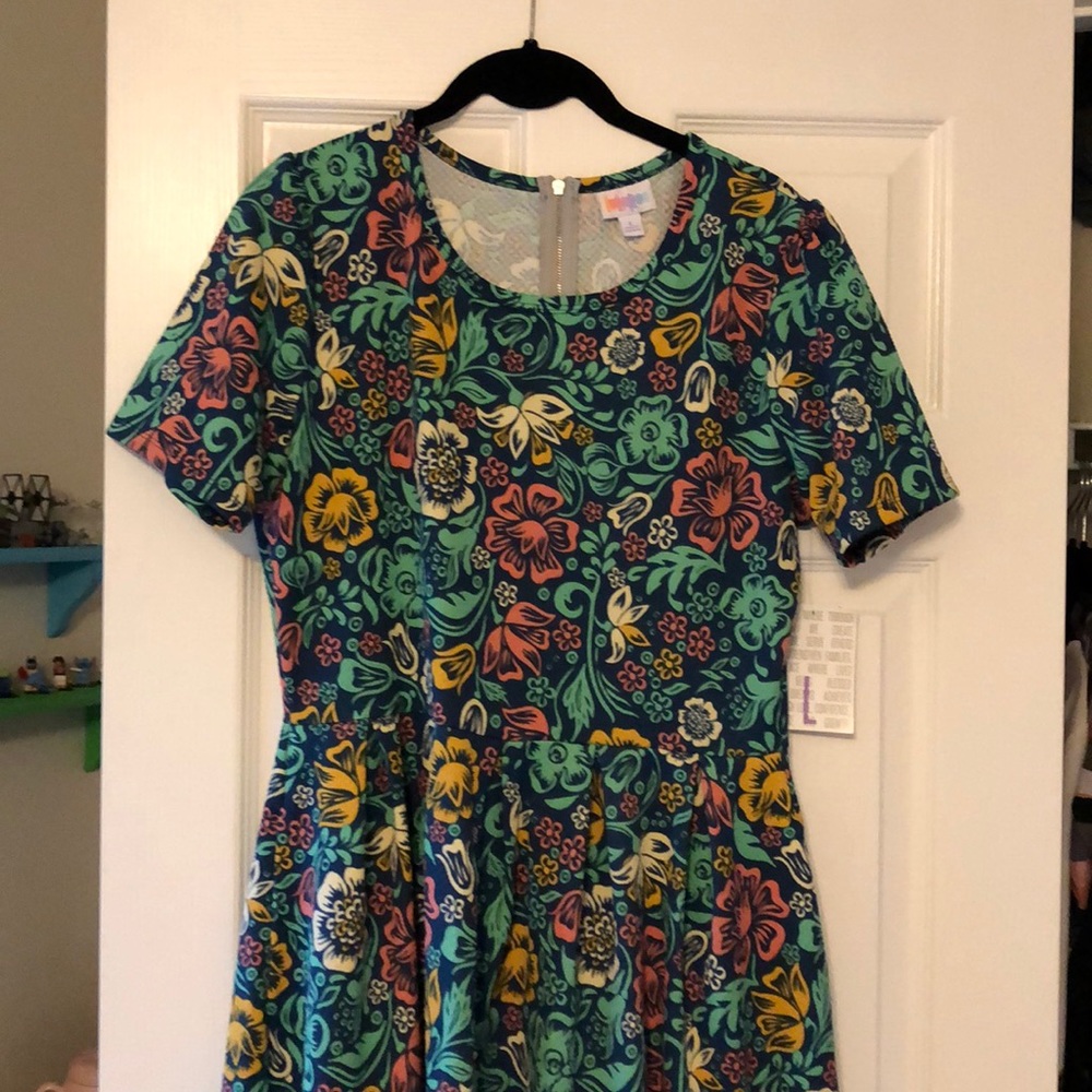Lularoe Amelia dress